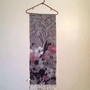Acrylic Floral Shawl